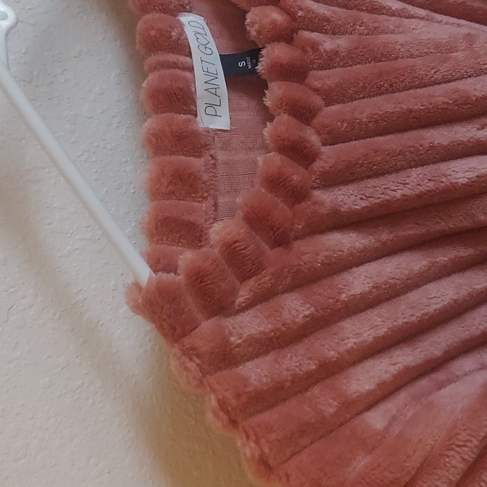 Planet Gold Soft Plus wide ribbed Blush, crop sweater. Oversized Small - Picture 8 of 14